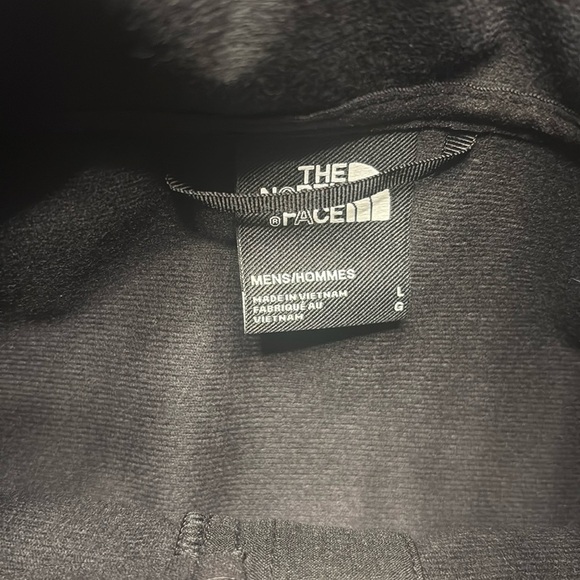 THE NORTH FACE Men's Castle Rock Soft Shell Full Zip Vest in Gray/Black Size L - Picture 6 of 6